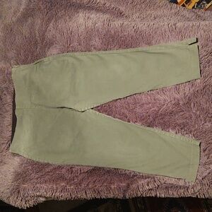Old Navy women's 16 Wow dress pants olive green
